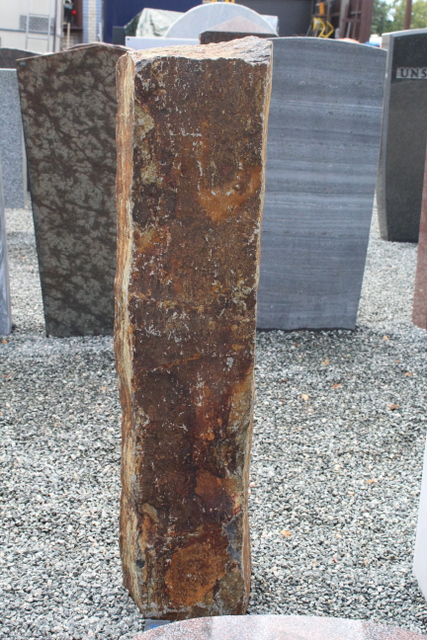 Nr. 189, 25 x 83 x 22 cm, Basalt