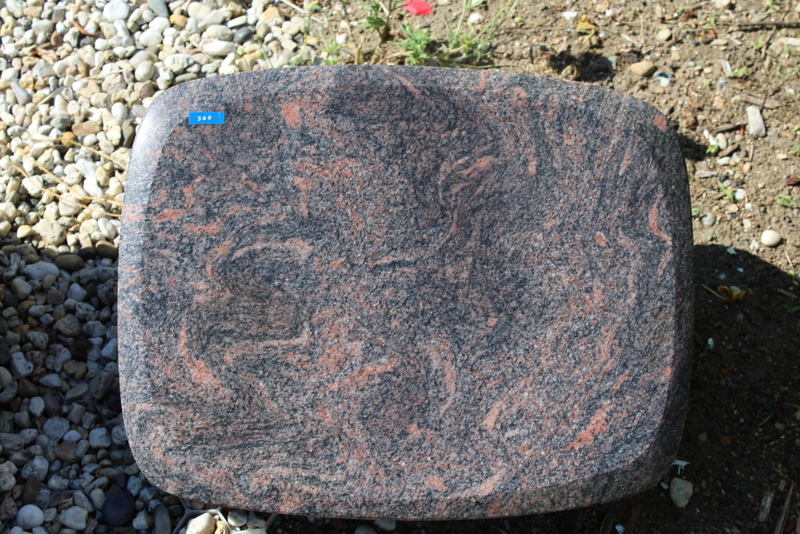 Nr. 360, 45 x 35 x 12 cm, Aurindi Granit