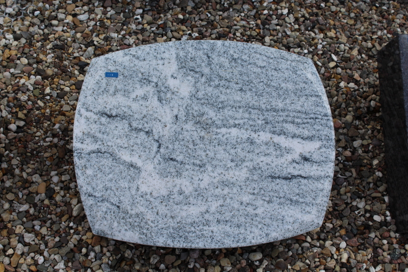 Nr. 03; 50 x 40 x 12 cm, Visconte White