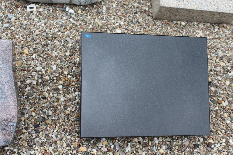 Nr. 350, 45 x 35 x 12cm , Absolut Black
