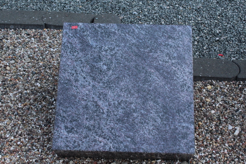 Nr. 73, 40 x 40 x 12cm, Orion