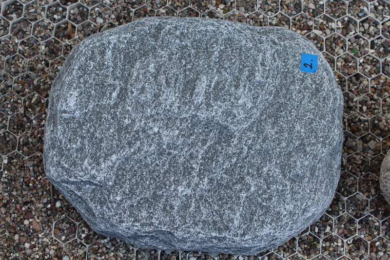 Nr. 2, 50 x 40 x 12cm, Naturstein grau